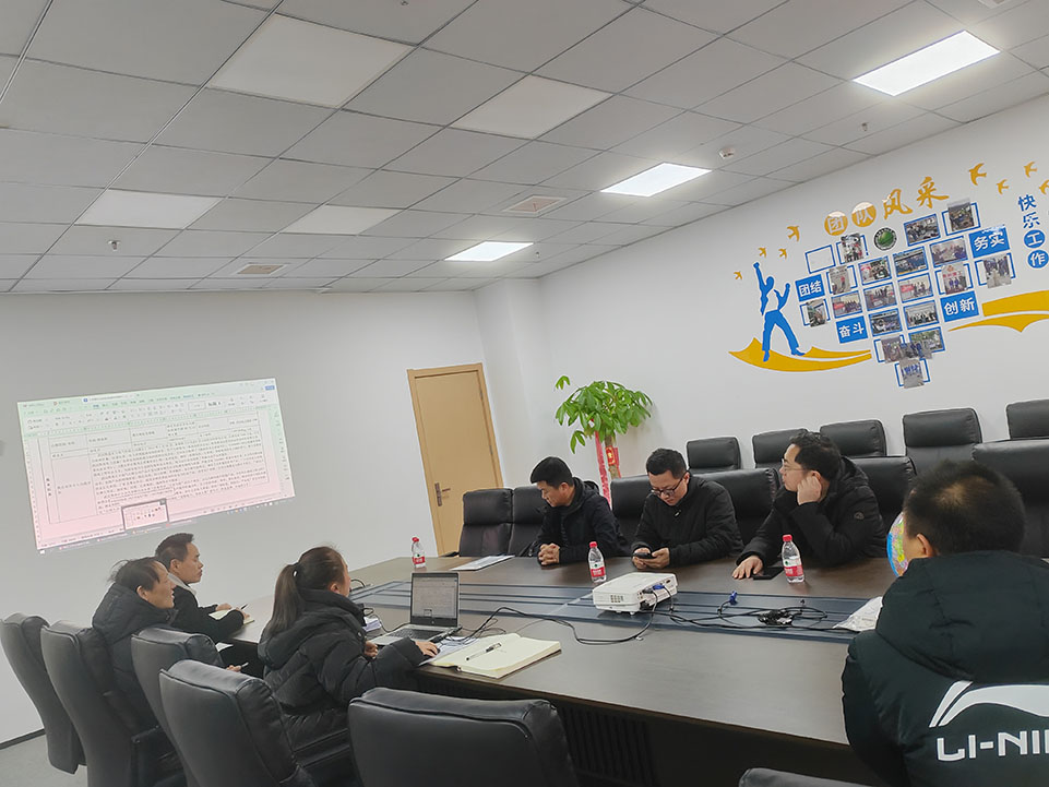 <strong>山東某油田領導蒞臨凱迪正大考察交流，現場復核項目進展</strong>